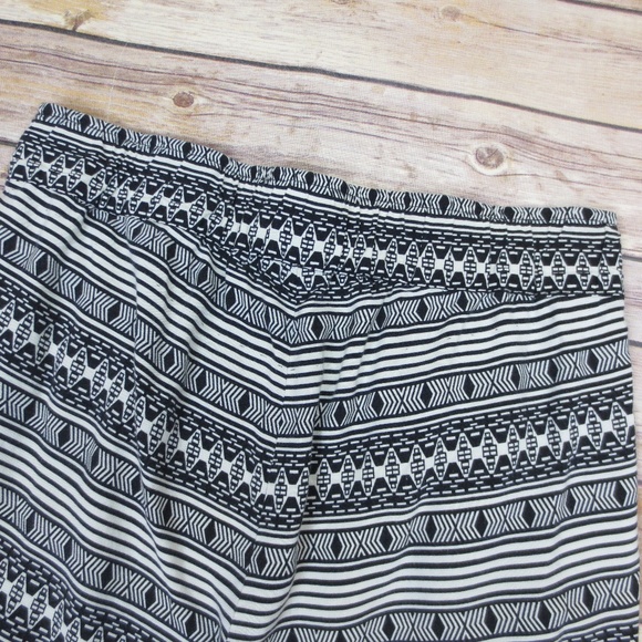 Jack by BB Dakota Suzette Printed Challi Pant - Picture 6 of 7